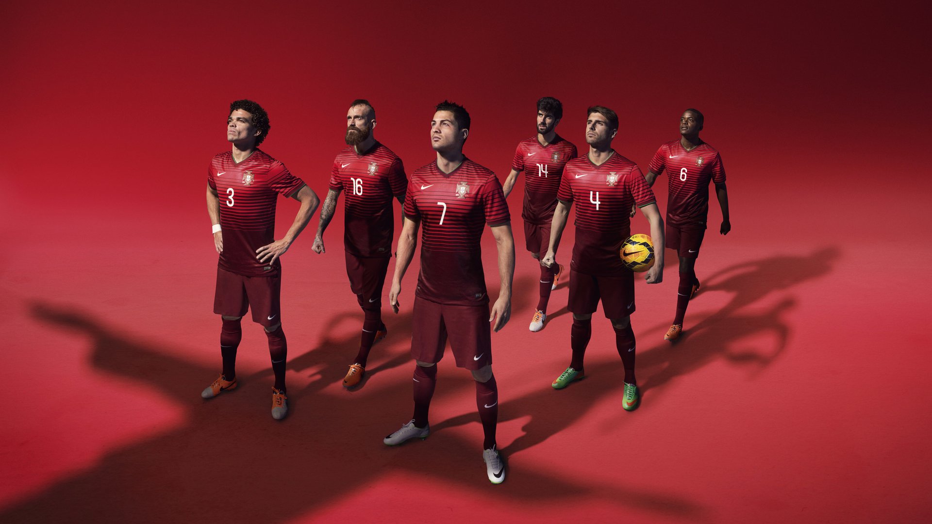 年度焦点之战之夜，伦纳德用沉默雕刻完美