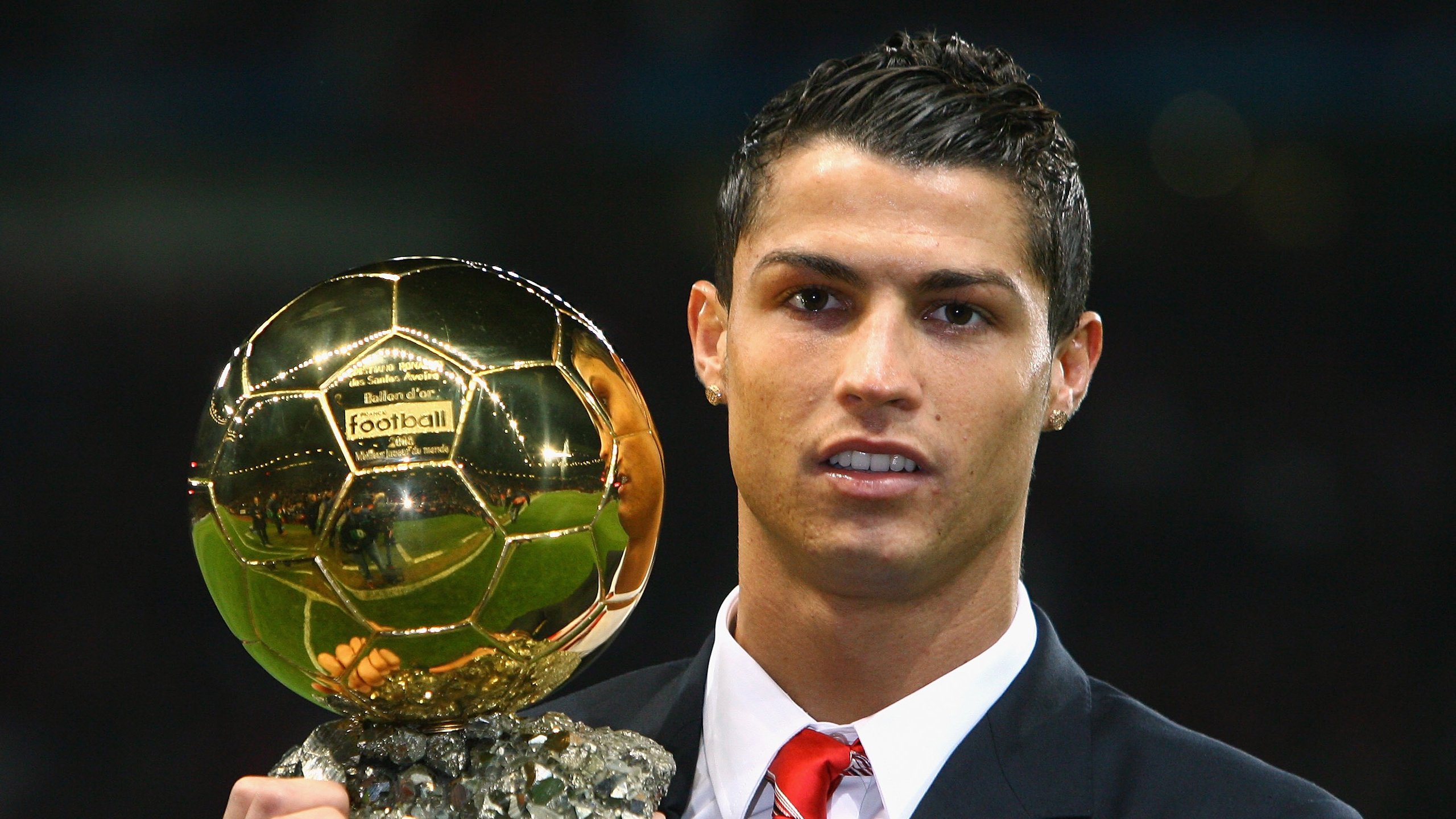 开云体育在线-2026世界杯焦点战，安第斯雄鹰的利爪，如何撕裂太极虎的防线？